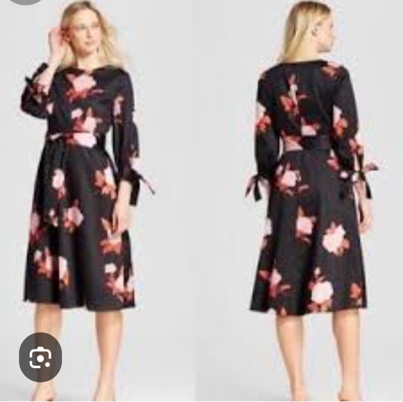 Who What Wear Dresses & Skirts - Who What Wear Floral Black and Pink Dress Sz L